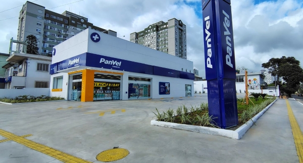 Loja Panvel ganha novo endereço na Av. Cavalhada, em Porto Alegre